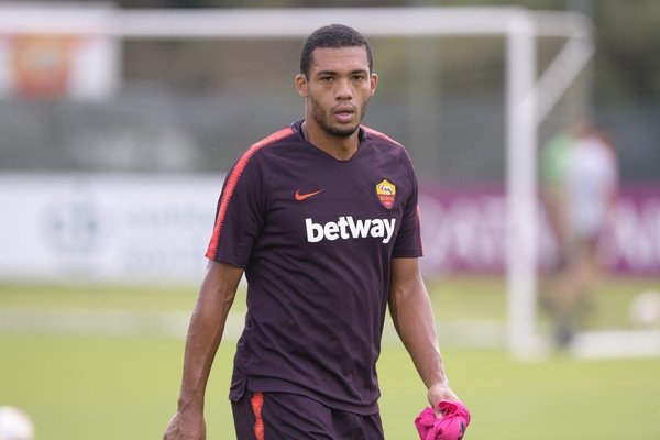 Beşiktaş’ın yeni hedefi Juan Jesus