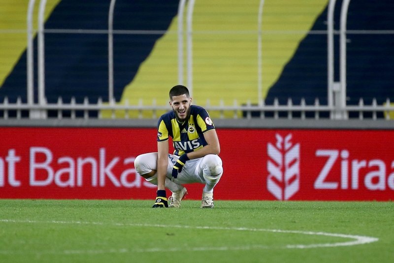 Tolgay Arslan Fenerbahçe’de!