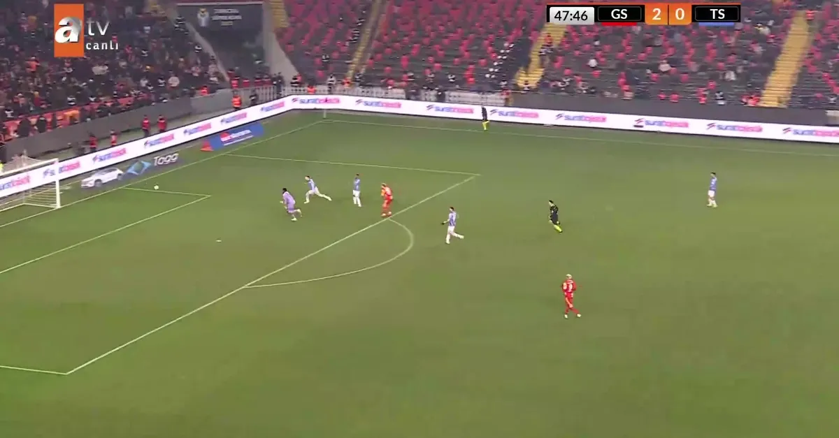 Galatasaray 3. gole çok yaklaştı!