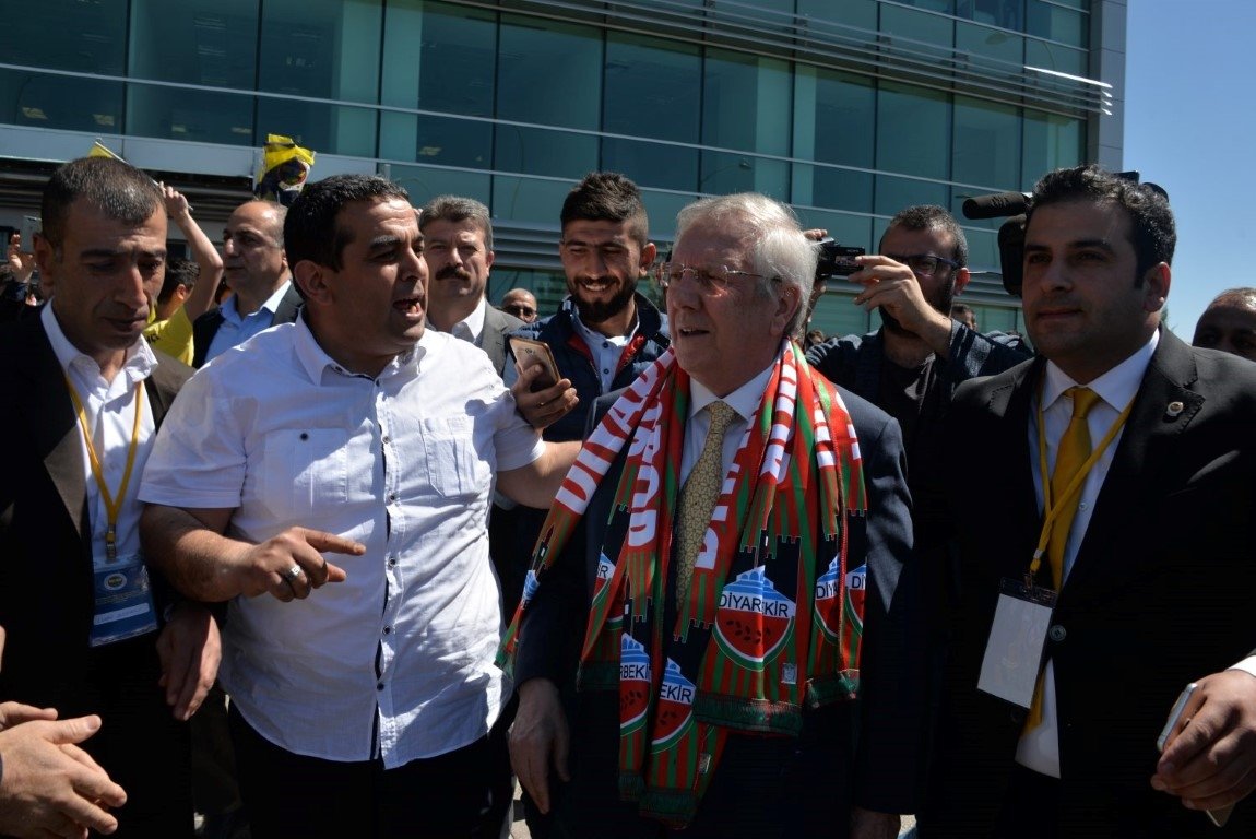 Diyarbakır’da Aziz Yıldırım rüzgarı!