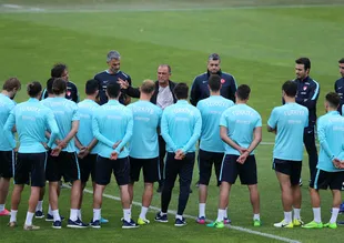 Fatih Terim'den Arda Turan toplantısı
