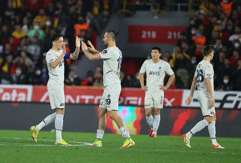 Göztepe 1-1 Fenerbahçe (MAÇ SONUCU-ÖZET) | F.Bahçe ile Göztepe yenişemedi! - 7