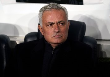 "Mourinho'nun sadece CV'si gelmiş"