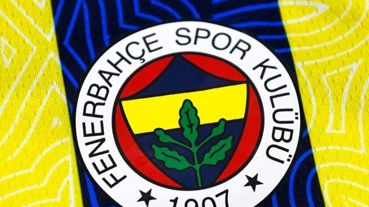 Fenerbahçe'den 'imza' açıklaması! Fenerbahçe'den 'imza' açıklaması!