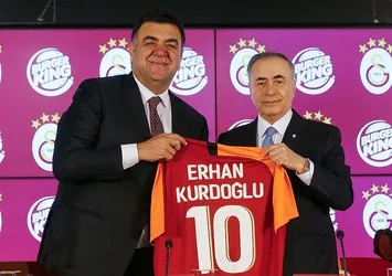 "İbretle izliyoruz"