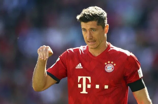 Son 25 yılın en iyi 101 futbolcusunu açıklandı! Altısı Türkiye’de...