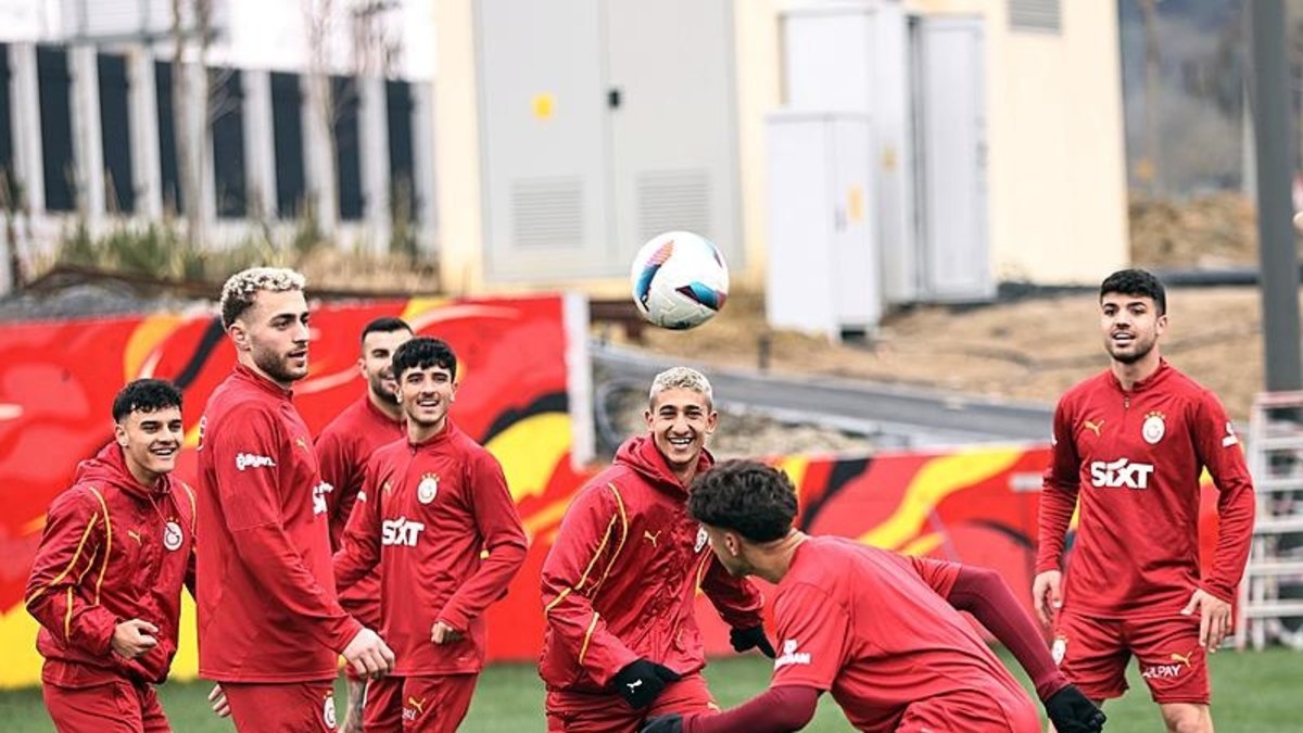 Galatasaray farkı korumak istiyor! Kasımpaşa maçı muhtemel ilk 11'i Galatasaray farkı korumak istiyor! Kasımpaşa maçı muhtemel ilk 11'i