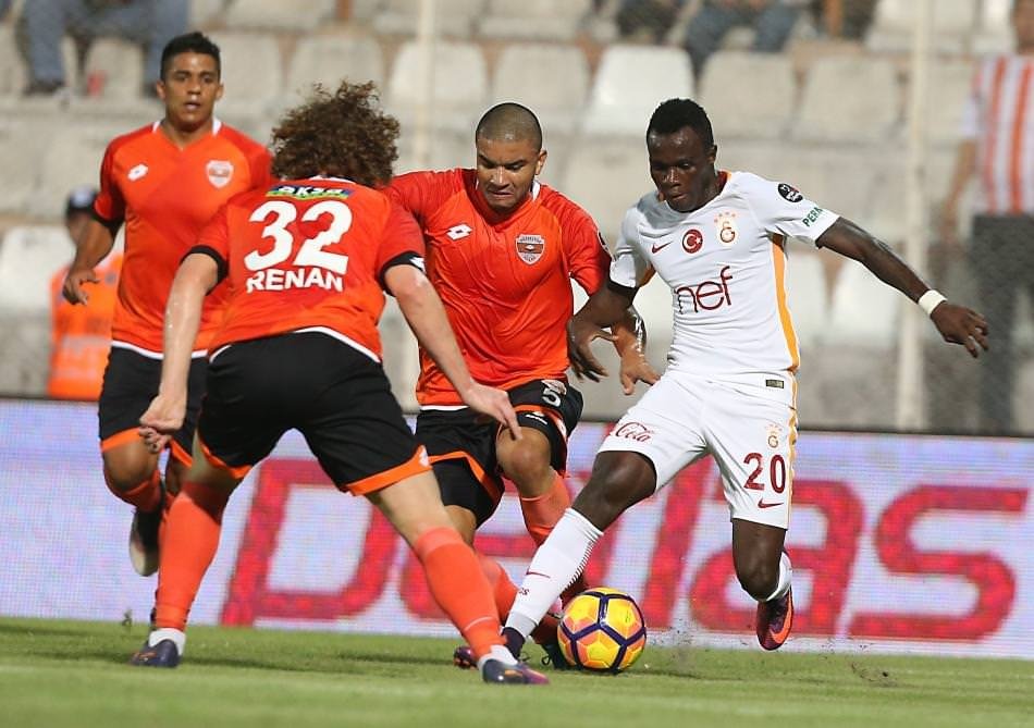 Süper Lig’e hakem hataları damga vurdu