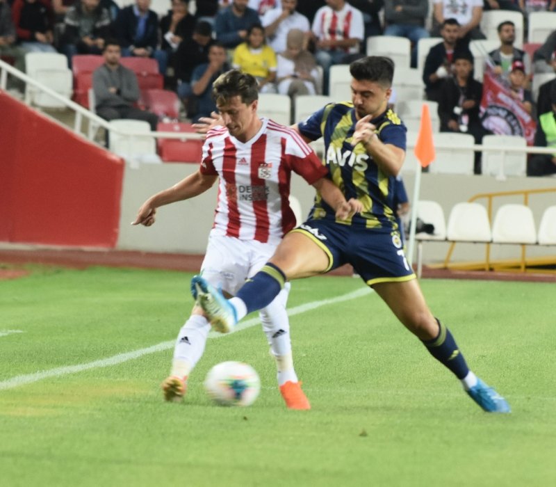 Sivasspor - Fenerbahçe maçından kareler