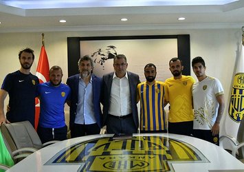 Ankaragücü’den 5 imza