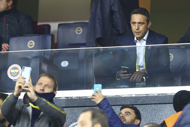 Ersun Yanal beklenirken o geliyor!