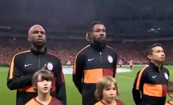 Max Kruse ve Ryan Babel İstiklal Marşı'nı okudu - 3