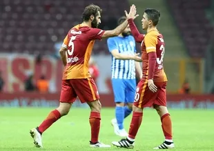 El sıkıştılar! İki dev hamle