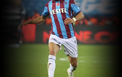 Trabzonspor’da flaş ayrılık! Yıldız futbolcu ülkesine dönmek istiyor
