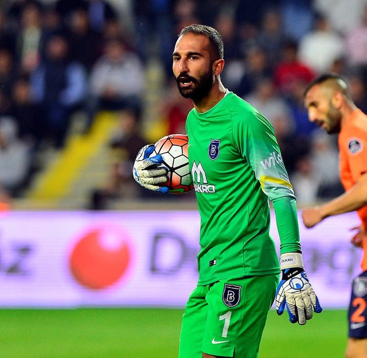 Fenerbahçe maçında Başakşehir kalesi ona emanet