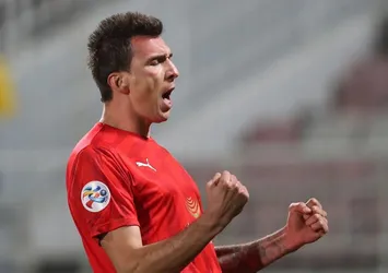 Bekle bizi Mandzukic