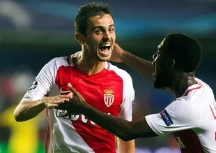 Monaco, Villareal'i yıktı