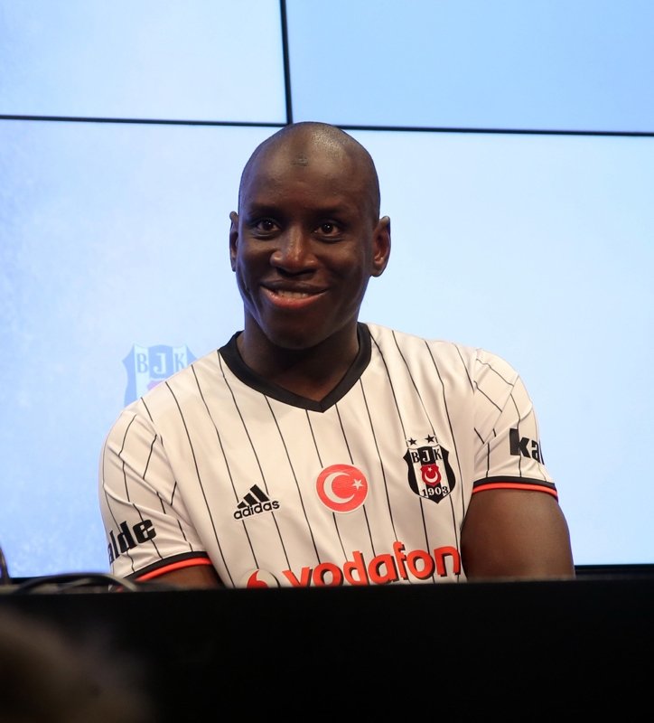 Galatasaray’a büyük müjde! Demba Ba...