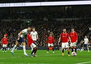 Tottenham ManU'ya geçit vermedi!