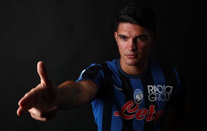Atalanta’nın yeni transferi Raoul Bellanova’dan Yusuf Dikeç pozu!