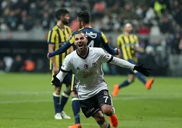 Beşiktaş, Fenerbahçe'ye fark attı