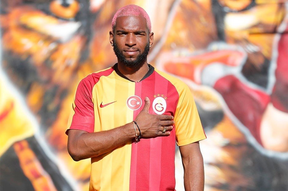 Yeni transferler formayı giydi!