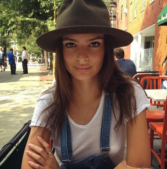 Emily Ratajkowski, Juventus’un gecesine damga vurdu