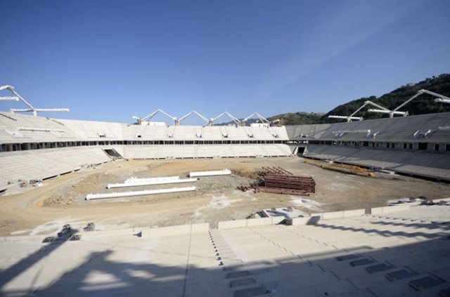 Akyazı Stadı’nda son durum