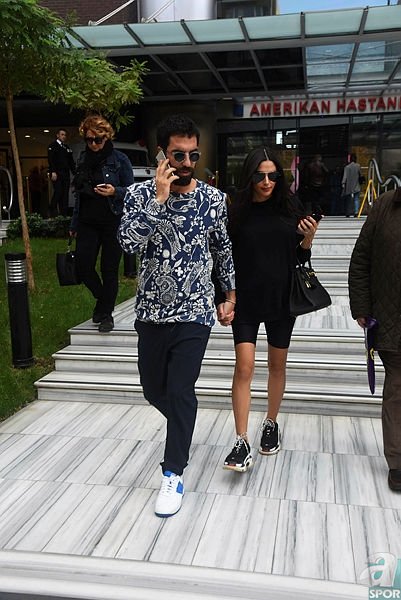 Arda Turan’a bir şok daha! Aslıhan Doğan baba evine döndü