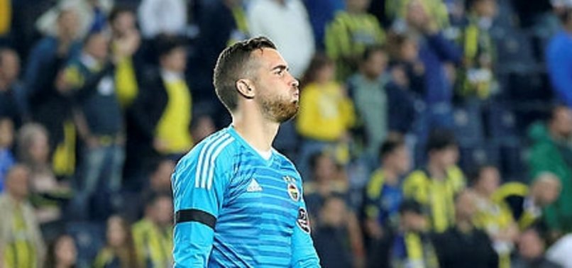 Fenerbahçe taraftarından Harun Tekin'e büyük tepki!