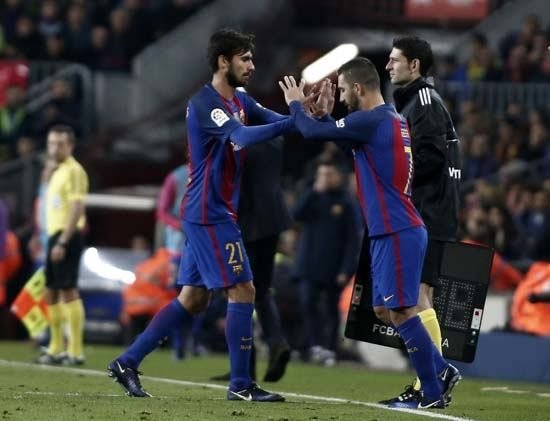 Arda Turan’a bir şok da Barcelona’dan