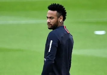 Neymar yola çıktı