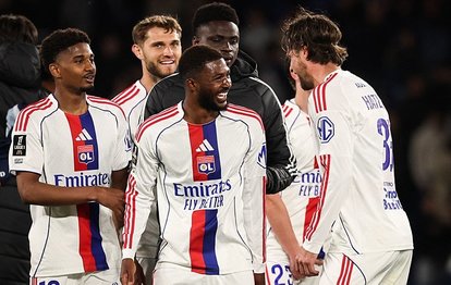 Lyon, PSG’yi, deplasmanda mağlup etti!