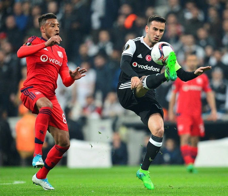 Oğuzhan Özyakup, Beşiktaş’ın teklifini kabul etti