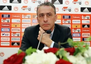 Beşiktaş'ın rakibinde şok!