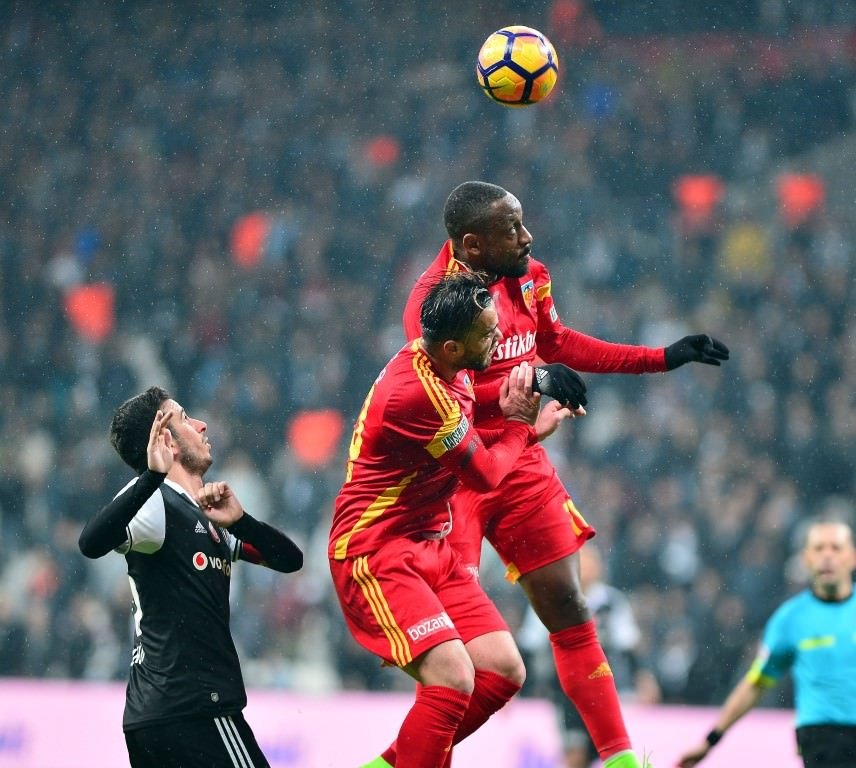 Beşiktaş-Kayserispor karşılaşmasından kareler