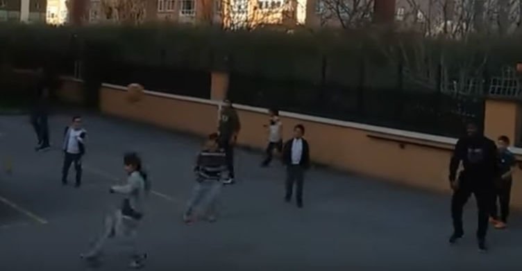 Fenerbahçe’nin yıldızı mahalle maçında