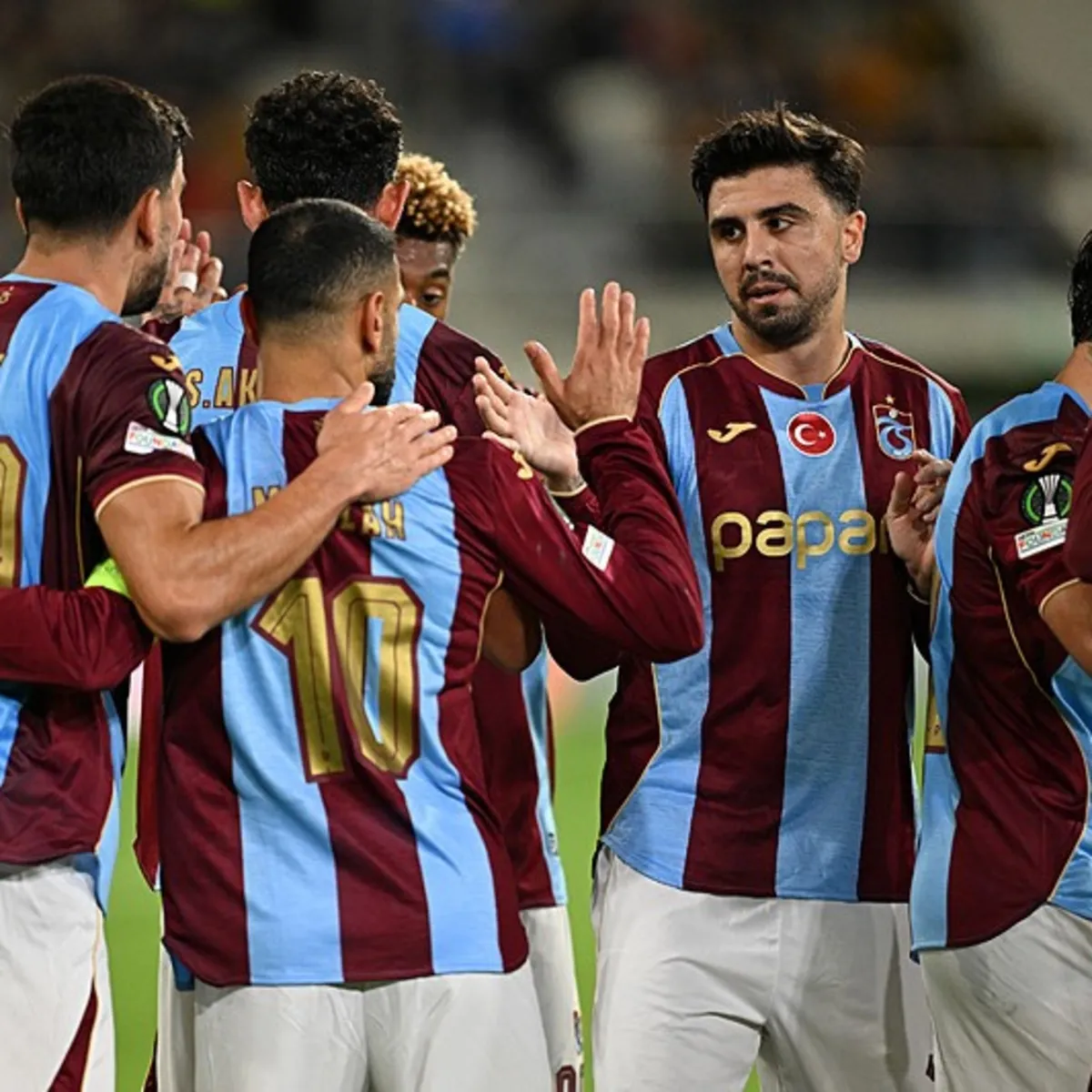 Trabzonsporlu futbolculardan derbi için zafer yemini! Fırtına seriyi sürdürmeye kararlı