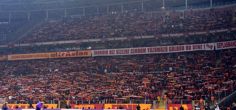 Türk Telekom Arena'da 'yönetim istifa' sesleri