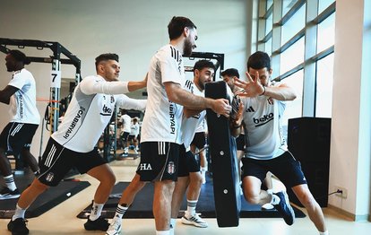 Beşiktaş’tan Antalya kampında ilk idman!