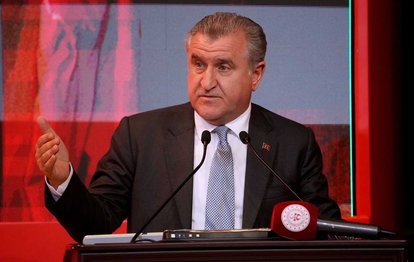 Gençlik ve Spor Bakanı Osman Aşkın Bak: Türkiye UEFA organizasyonlarını gerçekleştirecek kapasiteye sahip