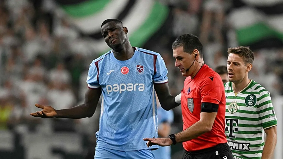Trabzonspor 9 kişi kaldı! İşte o pozisyon