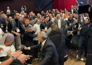 Beşiktaş Genel Kurulu'nda kavga!