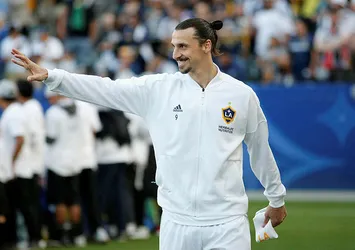 İbrahimovic-Milan flörtünde açık kapı