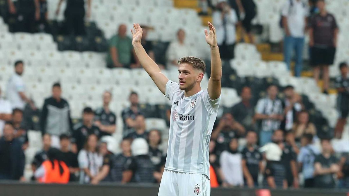TRANSFER HABERİ: Ada ekibinin Semih Kılıçsoy ısrarı! TRANSFER HABERİ: Ada ekibinin Semih Kılıçsoy ısrarı!