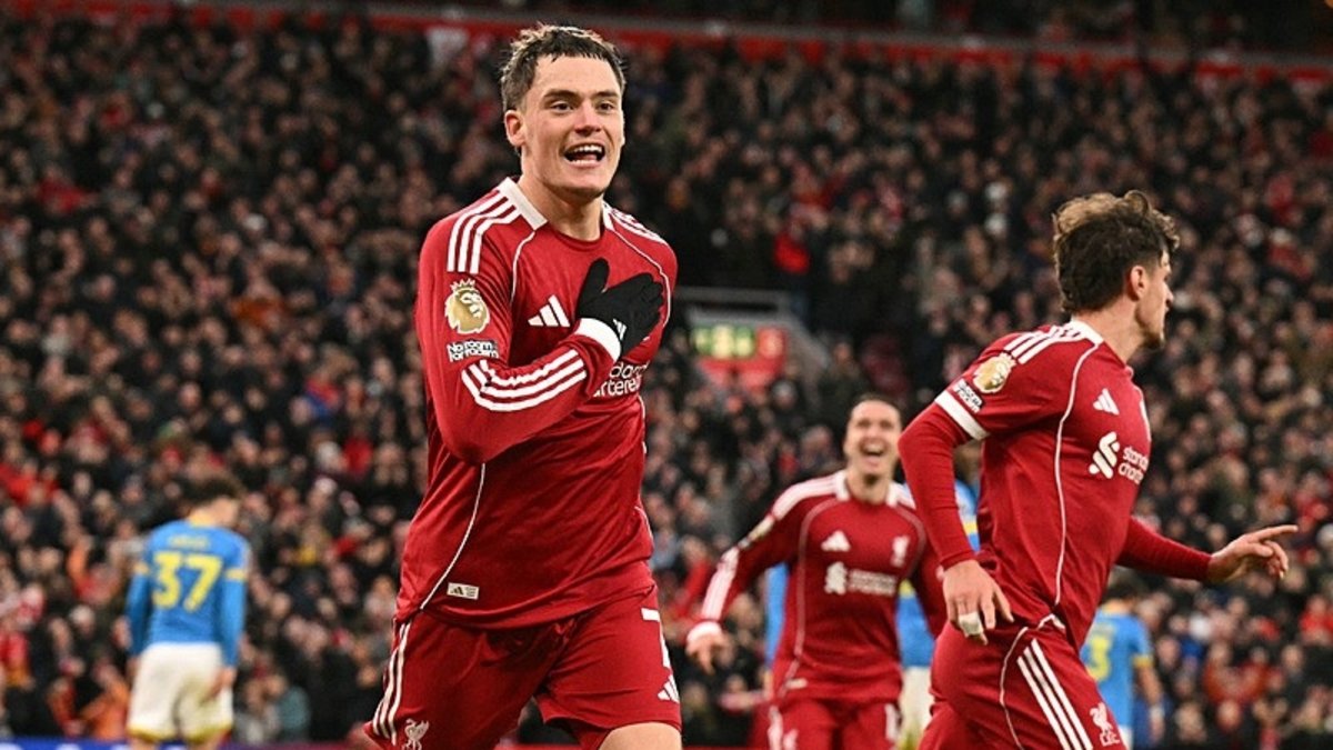 Liverpool, Wolves'ı 2 golle mağlup etti!