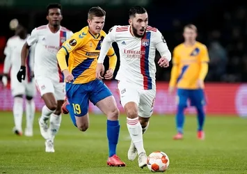 Lyon ikinci yarıda açıldı