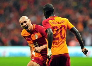Galatasaray'ın yıldızı için geliyorlar