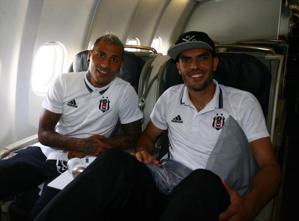 Beşiktaş, Benfica maçı için Portekiz’e gitti