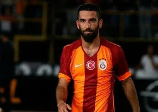 Arda Turan'dan taraftara transfer cevabı